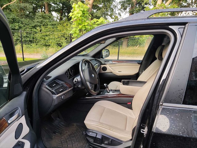 Bmw x5 personenauto - afbeelding 23 van  23