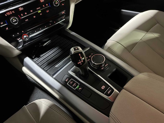 Bmw x5 sdrive25d high executive f15 231pk 2016, k-933-pp - afbeelding 15 van  40