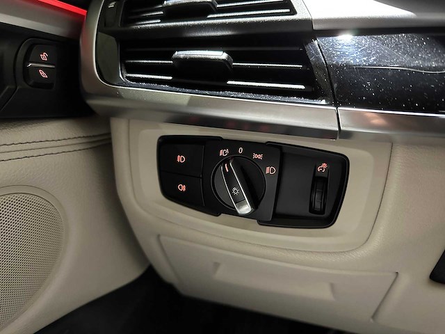 Bmw x5 sdrive25d high executive f15 231pk 2016, k-933-pp - afbeelding 8 van  40