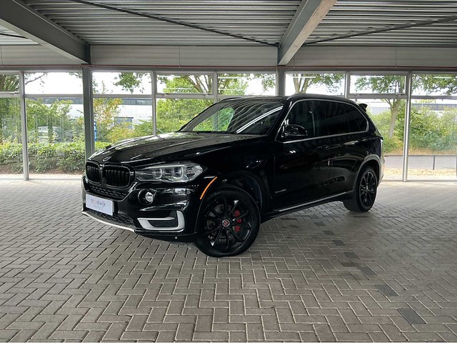 Bmw x5 sdrive35i | 3.0 | 306 pk | 2014 | panoramadak | comfort access | soft close | professional navigatie | marge auto - afbeelding 1 van  28