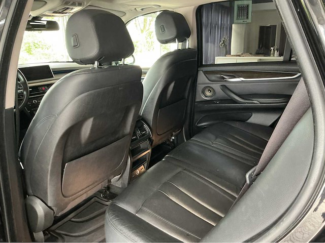 Bmw x5 sdrive35i | 3.0 | 306 pk | 2014 | panoramadak | comfort access | soft close | professional navigatie | marge auto - afbeelding 21 van  36