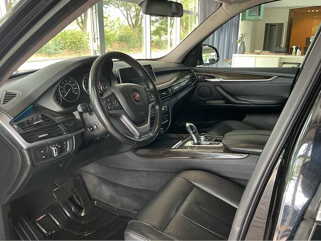 Bmw x5 sdrive35i | 3.0 | 306 pk | 2014 | panoramadak | comfort access | soft close | professional navigatie | marge auto - afbeelding 16 van  36