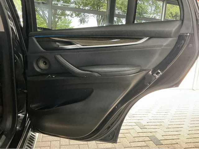 Bmw x5 sdrive35i | 3.0 | 306 pk | 2014 | panoramadak | comfort access | soft close | professional navigatie | marge auto - afbeelding 26 van  36