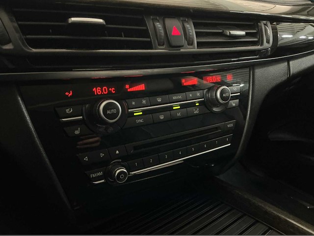 Bmw x5 sdrive35i | 3.0 | 306 pk | 2014 | panoramadak | comfort access | soft close | professional navigatie | marge auto - afbeelding 13 van  36