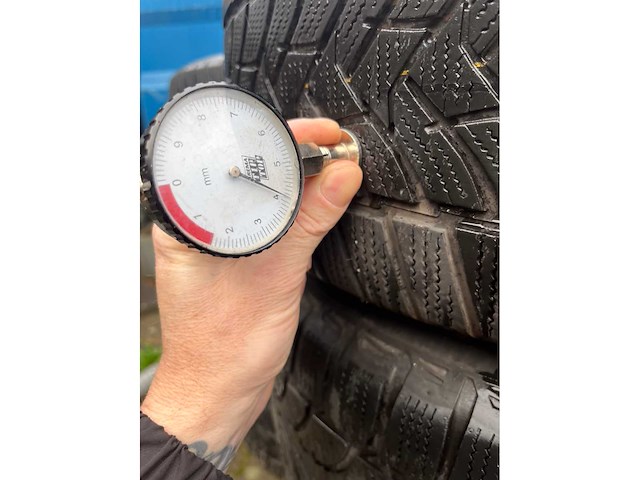 Bmw x5 velgen/winterbanden 18inch - afbeelding 5 van  5