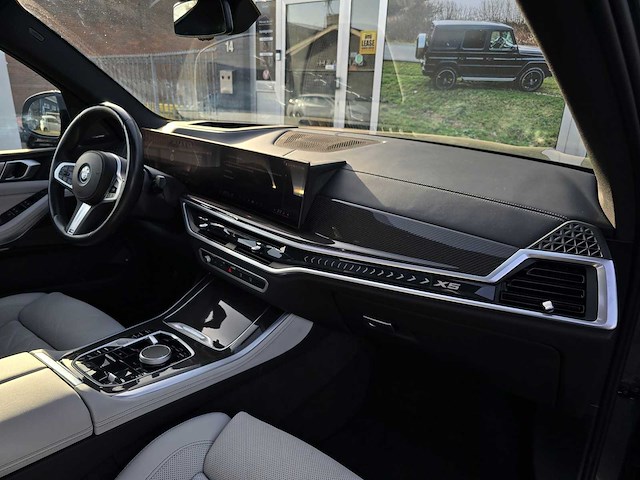 Bmw x5 xdrive 50e m sport -2024 | u9-67-40 - afbeelding 35 van  45