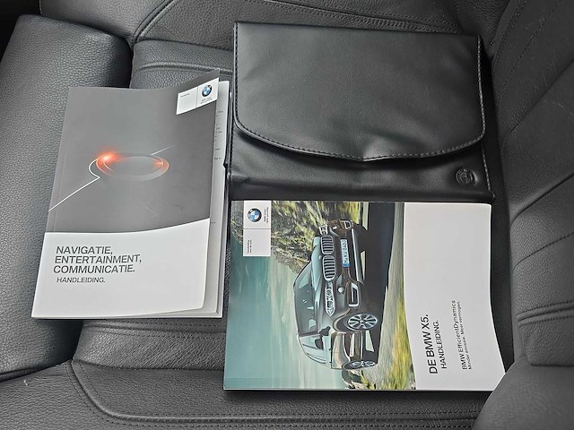 Bmw x5 xdrive30d high executive 2016 | kg-554-b - afbeelding 27 van  39