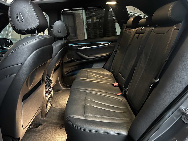 Bmw x5 xdrive35 m-sport 3.0 306pk 2017 - afbeelding 31 van  48
