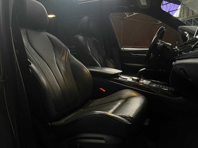 Bmw x5 xdrive35 m-sport 3.0 306pk 2017 - afbeelding 12 van  15