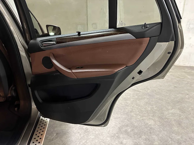 Bmw x5 xdrive35i executive 306pk 2012, hl-425-g - afbeelding 35 van  52