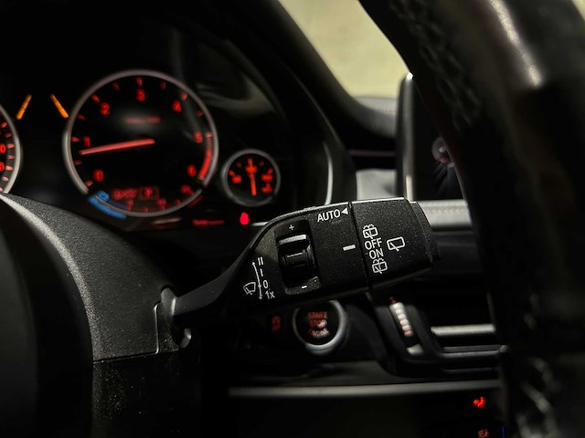 Bmw x5 xdrive40d high executive 313pk 2015, 4-zgf-08 - afbeelding 15 van  42