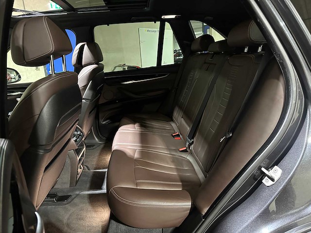 Bmw x5 xdrive40d high executive 313pk 2015, 4-zgf-08 - afbeelding 26 van  42