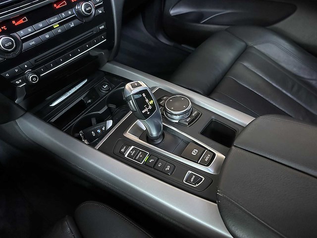 Bmw x5 xdrive40e high executive 313pk 2015 plug-in hybrid (origineel-nl), hg-436-t - afbeelding 19 van  47