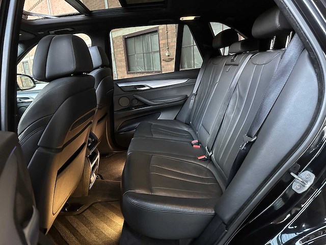 Bmw x5 xdrive40e high executive 313pk 2015 plug-in hybrid (origineel-nl), hg-436-t - afbeelding 38 van  47