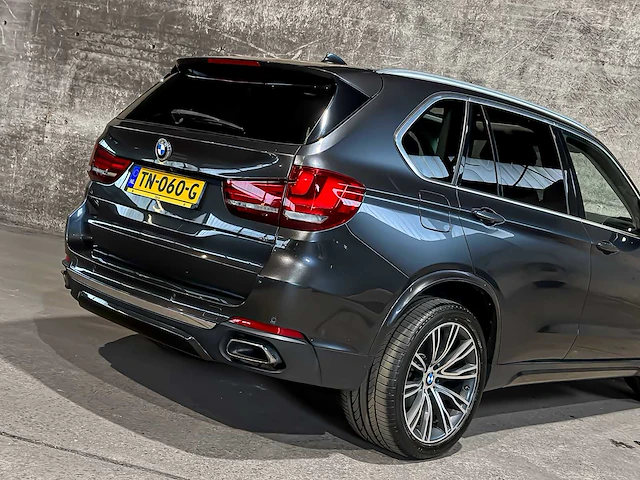 Bmw x5 xdrive40e high executive 313pk 2016, tn-060-g - afbeelding 11 van  73