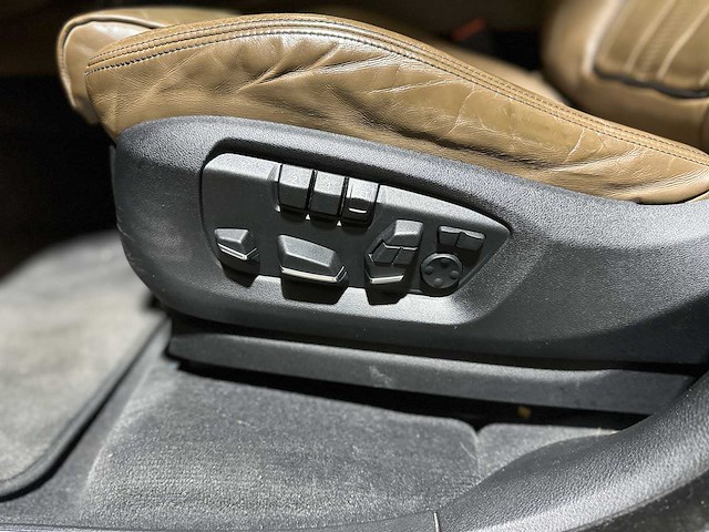 Bmw x5 xdrive40e iperformance high executive -individual- f15 313pk 2016, r-711-ds - afbeelding 21 van  37