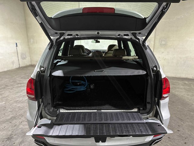 Bmw x5 xdrive40e iperformance high executive -individual- f15 313pk 2016, r-711-ds - afbeelding 27 van  37