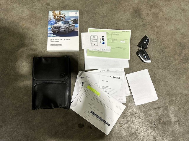 Bmw x5 xdrive40e iperformance high executive -individual- f15 313pk 2016, r-711-ds - afbeelding 34 van  37