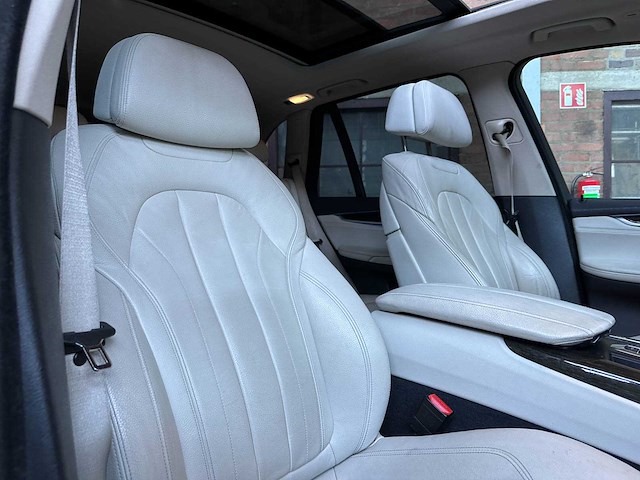 Bmw x5 xdrive40e iperformance high executive 313pk 2015 f15 (origineel-nl) plug-in hybrid, hr-433-v - afbeelding 9 van  35