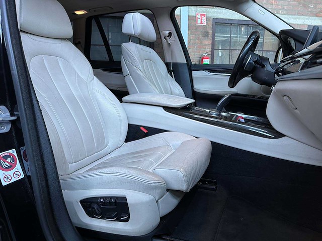 Bmw x5 xdrive40e iperformance high executive 313pk 2015 f15 (origineel-nl) plug-in hybrid, hr-433-v - afbeelding 11 van  35