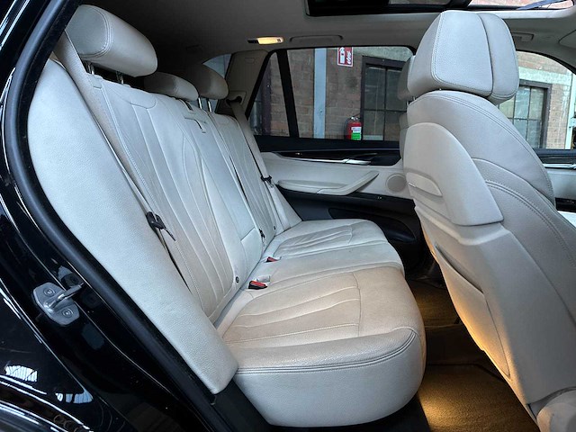 Bmw x5 xdrive40e iperformance high executive 313pk 2015 f15 (origineel-nl) plug-in hybrid, hr-433-v - afbeelding 12 van  35