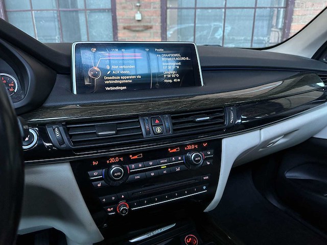 Bmw x5 xdrive40e iperformance high executive 313pk 2015 f15 (origineel-nl) plug-in hybrid, hr-433-v - afbeelding 22 van  35