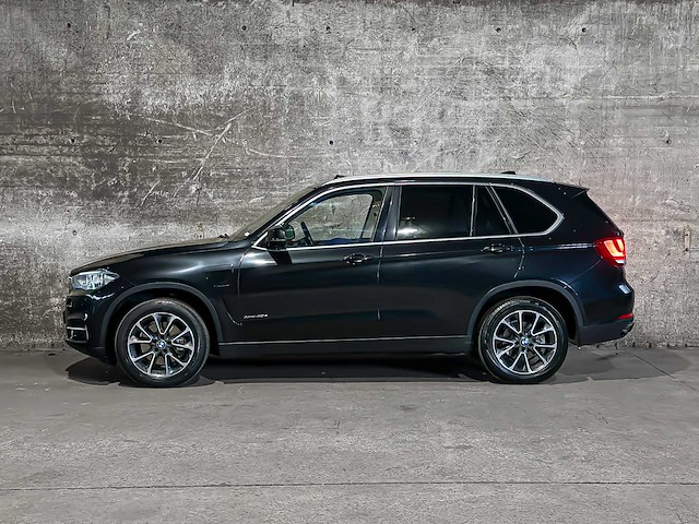 Bmw x5 xdrive40e iperformance high executive 313pk 2015 f15 (origineel-nl) plug-in hybrid, hr-433-v - afbeelding 10 van  47