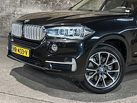 Bmw x5 xdrive40e iperformance high executive 313pk 2015 f15 (origineel-nl) plug-in hybrid, hr-433-v - afbeelding 43 van  47