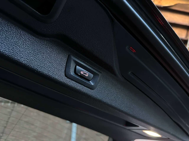 Bmw x5 xdrive40e iperformance high executive 313pk 2015 f15 (origineel-nl) plug-in hybrid, hr-433-v - afbeelding 20 van  47