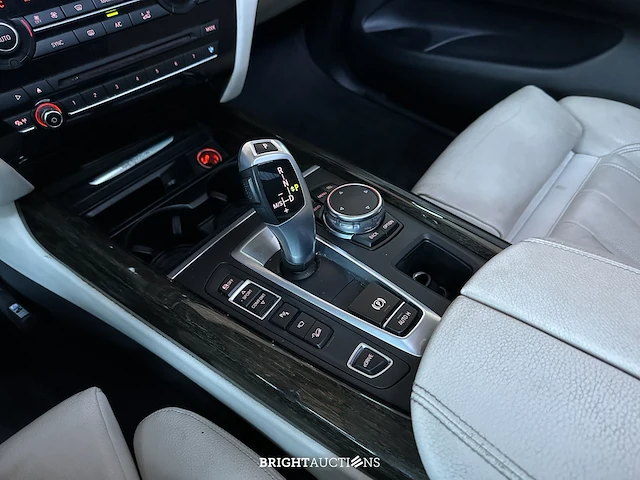 Bmw x5 xdrive40e iperformance high executive 313pk 2015 f15 (origineel-nl) plug-in hybrid, hr-433-v - afbeelding 21 van  47