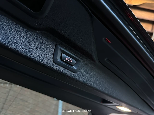 Bmw x5 xdrive40e iperformance high executive 313pk 2015 f15 (origineel-nl) plug-in hybrid, hr-433-v - afbeelding 31 van  47