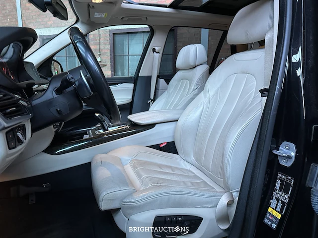 Bmw x5 xdrive40e iperformance high executive 313pk 2015 f15 (origineel-nl) plug-in hybrid, hr-433-v - afbeelding 37 van  47