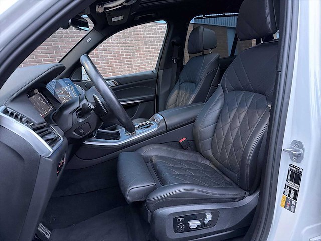 Bmw x5 xdrive45e high executive 2023 | r4-64-58 - afbeelding 23 van  28