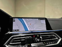 Bmw x5 xdrive45e high executive 394pk 2021 (origineel-nl + 1e eignaar), k-166-zr - afbeelding 32 van  91