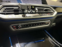 Bmw x5 xdrive45e high executive 394pk 2021 (origineel-nl + 1e eignaar), k-166-zr - afbeelding 42 van  91