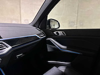 Bmw x5 xdrive45e high executive 394pk 2021 (origineel-nl + 1e eignaar), k-166-zr - afbeelding 46 van  91
