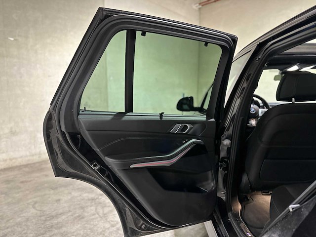 Bmw x5 xdrive45e high executive 394pk 2021 (origineel-nl + 1e eignaar), k-166-zr - afbeelding 59 van  91