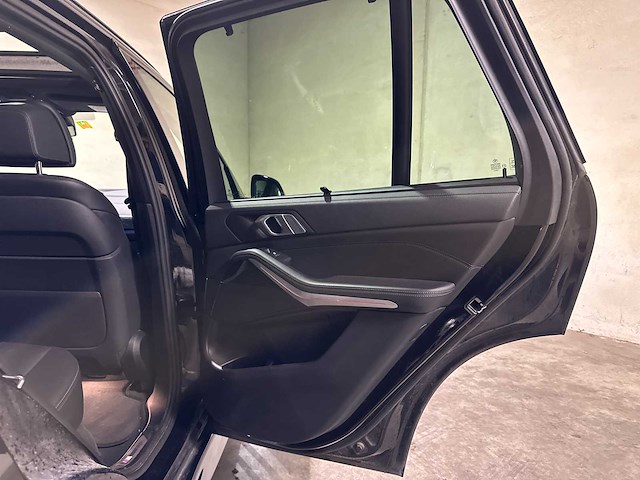Bmw x5 xdrive45e high executive 394pk 2021 (origineel-nl + 1e eignaar), k-166-zr - afbeelding 73 van  91