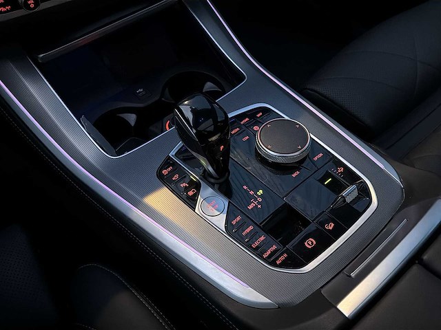 Bmw x5 xdrive45e high executive m-sport 2023 | soh 94 % | r4-64-58 - afbeelding 8 van  28