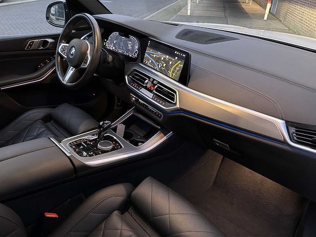 Bmw x5 xdrive45e high executive m-sport 2023 | soh 94 % | r4-64-58 - afbeelding 21 van  28