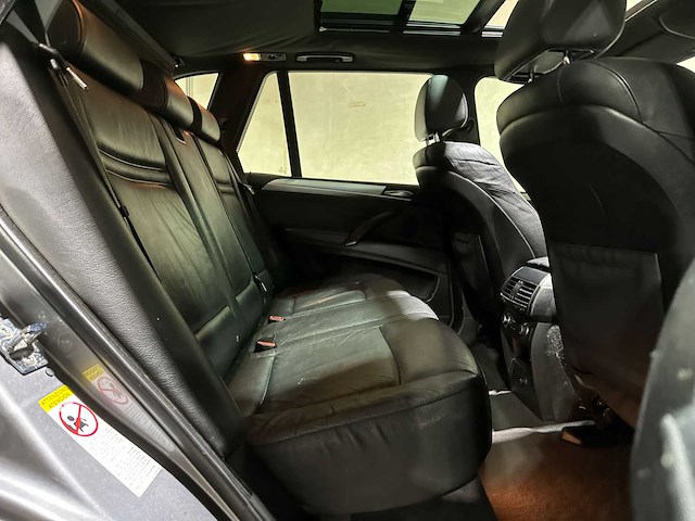 Bmw x5 xdrive48i 4.8 v8 e70 355pk 2007, p-834-rb youngtimer - afbeelding 29 van  39