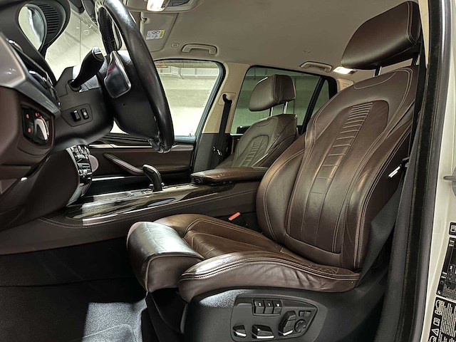 Bmw x5 xdrive50i 4.4 v8 high executive 449pk 2014, j-094-rr - afbeelding 32 van  54