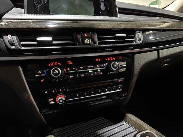 Bmw x5 xdrive50i 4.4 v8 high executive 449pk 2014, j-094-rr - afbeelding 22 van  54