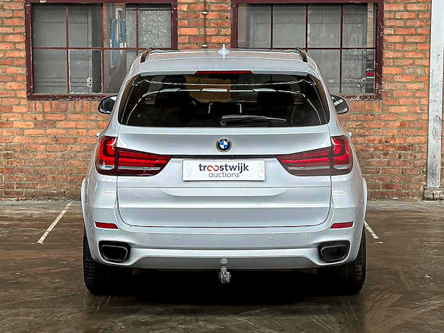 Bmw x5 xdrive50i 4.4 v8 m-sport high executive f15 449pk 2017, k-353-td - afbeelding 12 van  17