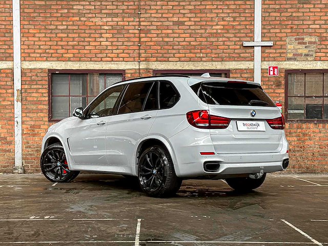 Bmw x5 xdrive50i 4.4 v8 m-sport high executive f15 449pk 2017, k-353-td - afbeelding 17 van  17