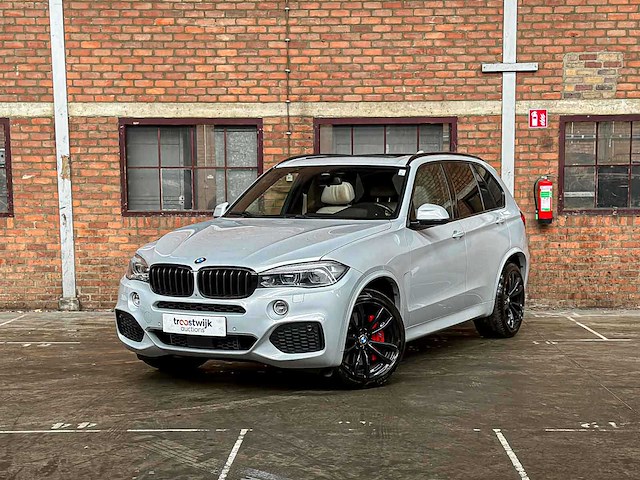 Bmw x5 xdrive50i 4.4 v8 m-sport high executive f15 449pk 2017, k-353-td - afbeelding 2 van  17