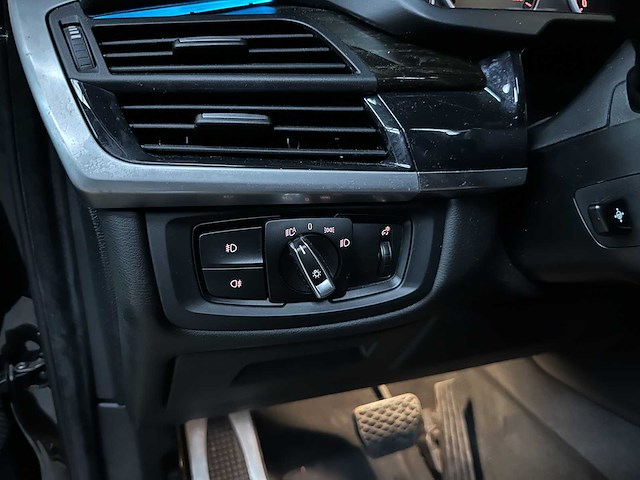 Bmw x5 xdrive50i high executive 4.4 v8 449pk 2015, j-245-hd - afbeelding 14 van  47