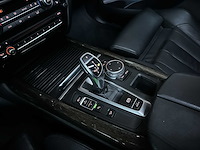 Bmw x5 xdrive50i high executive 4.4 v8 449pk 2015, j-245-hd - afbeelding 21 van  47