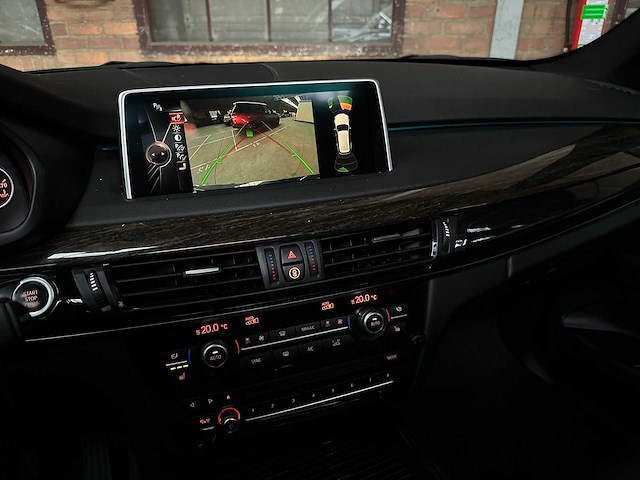 Bmw x5 xdrive50i high executive 4.4 v8 449pk 2015, j-245-hd - afbeelding 22 van  47