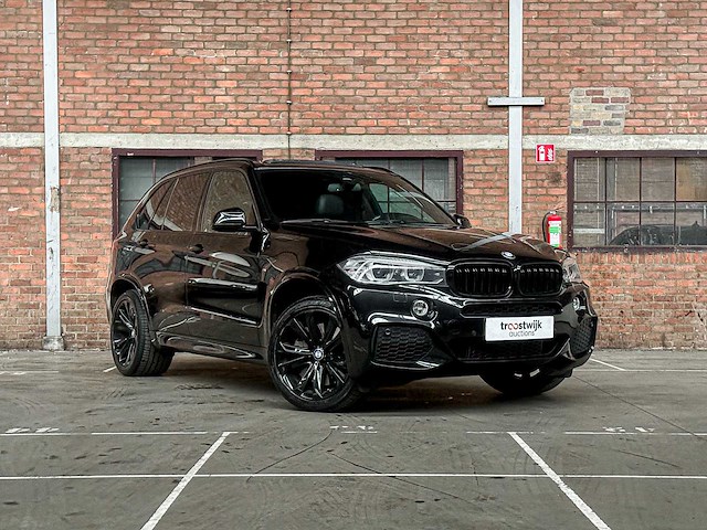 Bmw x5 xdrive50i high executive 4.4 v8 449pk 2015, j-245-hd - afbeelding 44 van  47